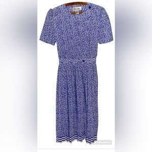vintage short sleeve silky dress